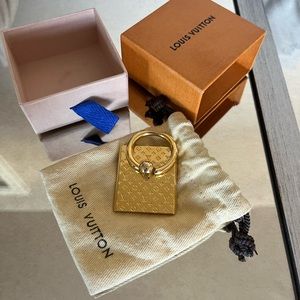 Louis Vuitton phone ring